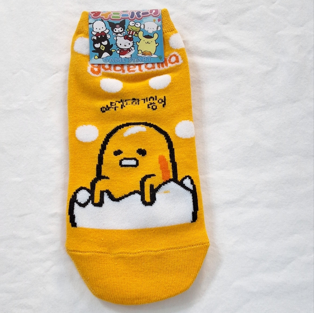 NWT Yellow Gudetama Sanrio Women's Socks, One Size Fits Most